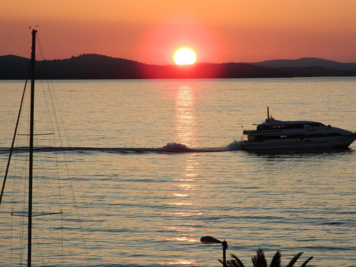 Apartamento Sunset Delight In Old Town Zadar Exterior foto